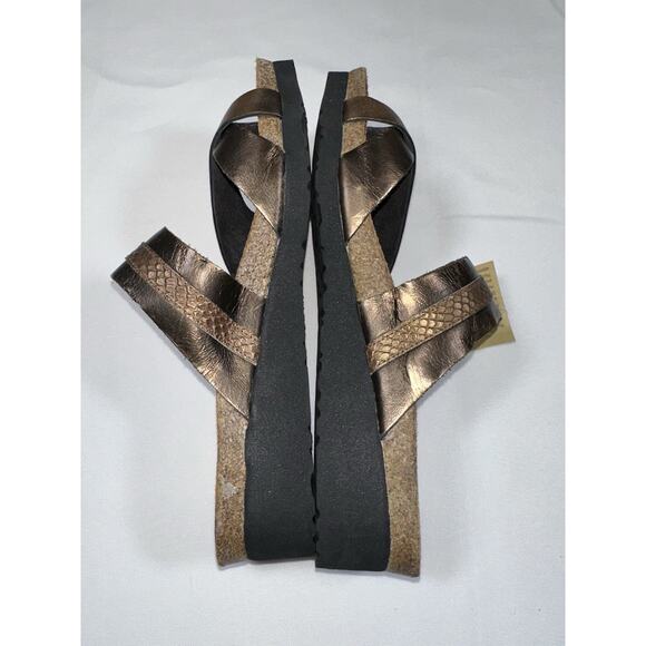 NWT Naot EUR 40 Jessica Toe Loop Slide Sandals Metallic Bronze Leather Strappy - Picture 9 of 12